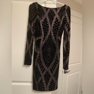 Women’s Sequin Dress. Perfect for weddings or other formal occasions 💗